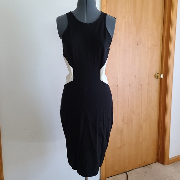 Express Open Back Black Dress NWOT - Picture 3 of 4
